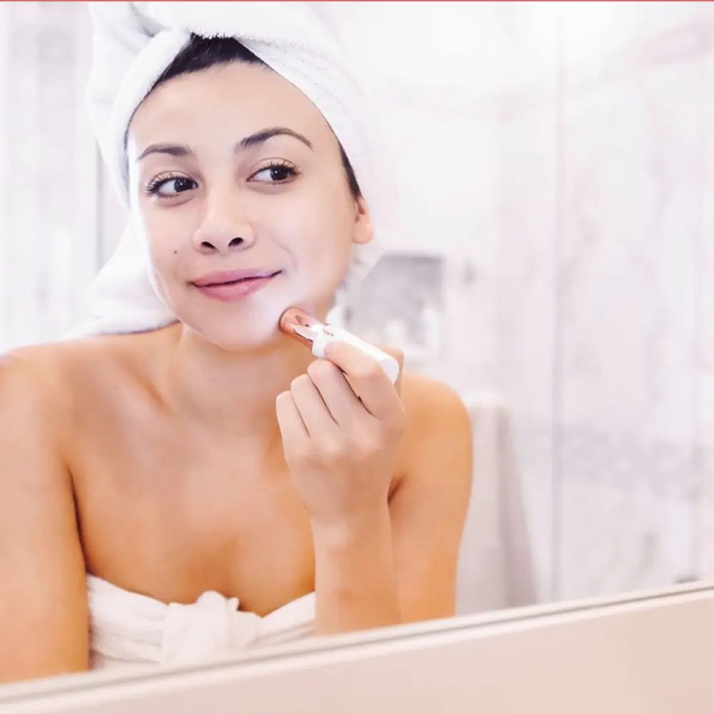 Flawless Facial Hair Removal for Women, Ladies Face Shaver for Upper Lip Chin and Peach Fuzz with Rechargeable USB